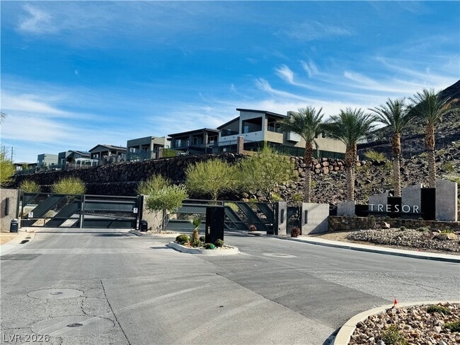 338 Kandinsky Ct in Henderson, NV - Building Photo - Building Photo