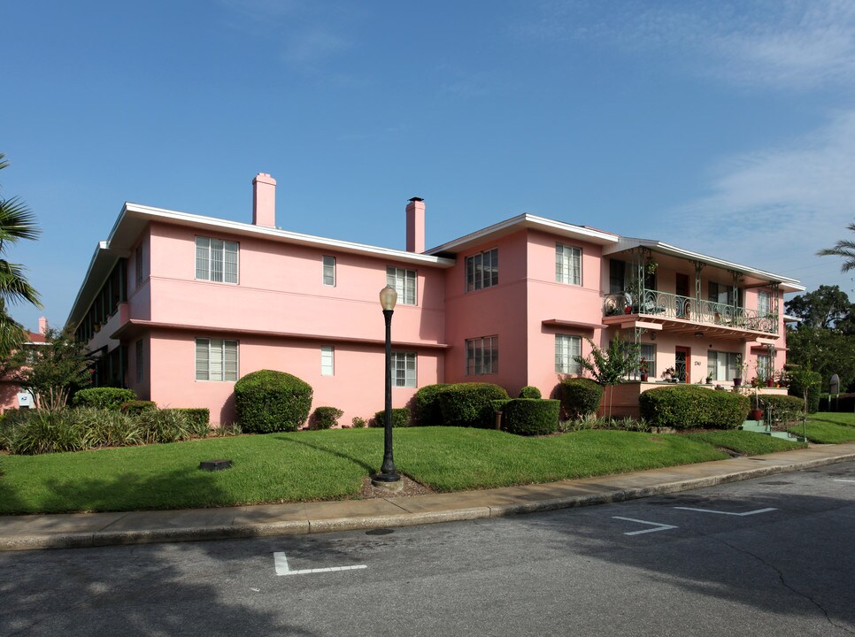 Lake Ivanhoe Shores in Orlando, FL - Building Photo