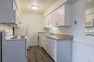 Fox Glen Apartments in Saginaw, MI - Foto de edificio - Interior Photo