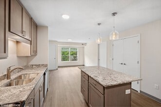 Ride Apartments in St. Paul, MN - Building Photo - Building Photo