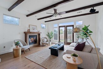 5412 Grover Ave in Austin, TX - Building Photo - Building Photo