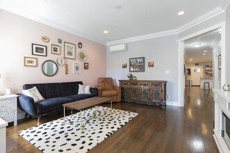 4852 N Talman Ave in Chicago, IL - Building Photo - Building Photo