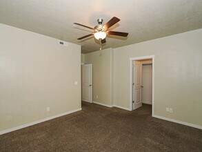 157 Jordan Ridge Boulevard in Saratoga Springs, UT - Building Photo - Building Photo