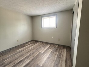 355 E 20th Ave in Columbus, OH - Foto de edificio - Building Photo