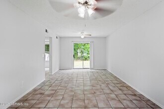 517 Tuxedo Ct in Jacksonville, FL - Building Photo - Building Photo
