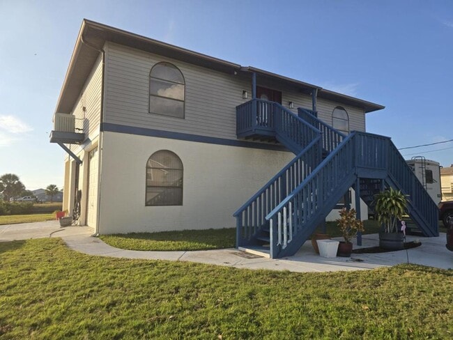 4261 Paradise Cir in Hernando Beach, FL - Building Photo - Building Photo