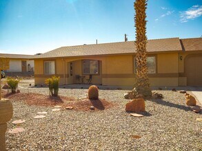 2950 Cisco Dr N in Lake Havasu City, AZ - Foto de edificio - Building Photo
