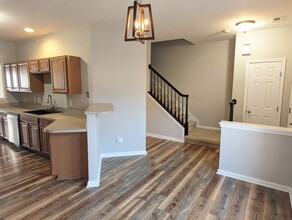 4613 Forestridge Commons Dr in Charlotte, NC - Foto de edificio - Building Photo