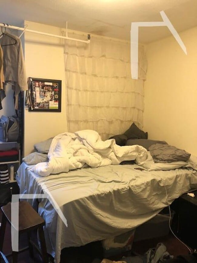 property at 1607 Commonwealth Ave