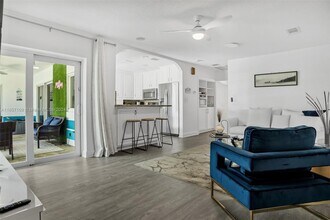 5220 NE 26th Ave in Fort Lauderdale, FL - Building Photo - Building Photo