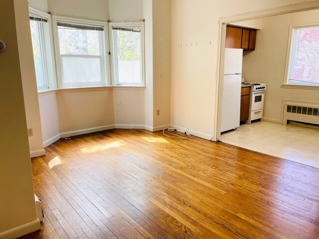 36 Trowbridge St in Cambridge, MA - Building Photo - Building Photo