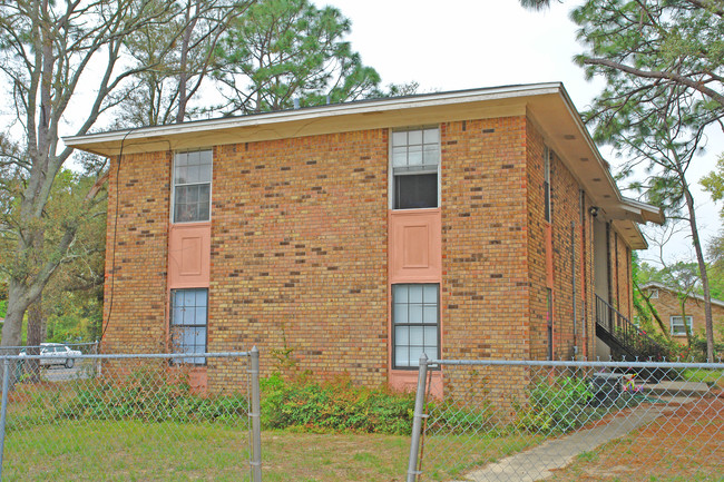 1810 Langley Ave in Pensacola, FL - Building Photo - Building Photo