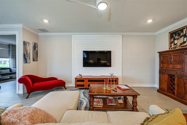 property at 415 Polihale Wy