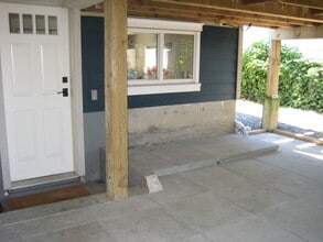 2821 St. Georges Av in North Vancouver, BC - Building Photo - Building Photo