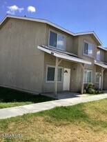1838 Center St in Rosamond, CA - Building Photo