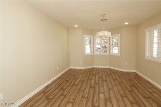 3222 E Viking Rd in Las Vegas, NV - Building Photo - Building Photo