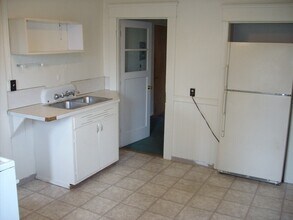 1011 W 11th Ave in Eugene, OR - Building Photo - Building Photo