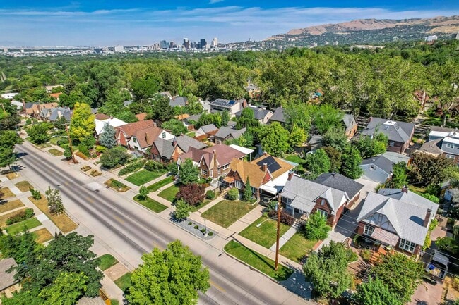 1381 E 1300 S in Salt Lake City, UT - Foto de edificio - Building Photo