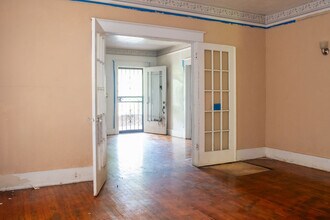 921 Valley Rd Pl in Birmingham, AL - Building Photo - Building Photo