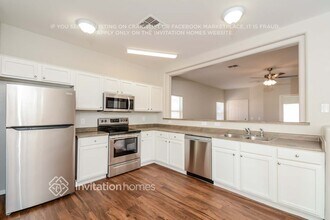 15350 W Port Au Prince Ln in Surprise, AZ - Building Photo - Building Photo