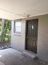 1497 W 34th St in Riviera Beach, FL - Building Photo - Building Photo