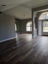 108 Greentree Ln in Yalaha, FL - Building Photo - Building Photo