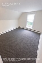 517 Maple St in Hartford, VT - Foto de edificio - Building Photo