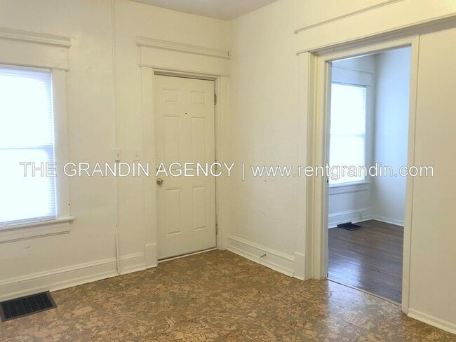 1220 Dale Ave SE in Roanoke, VA - Building Photo - Building Photo