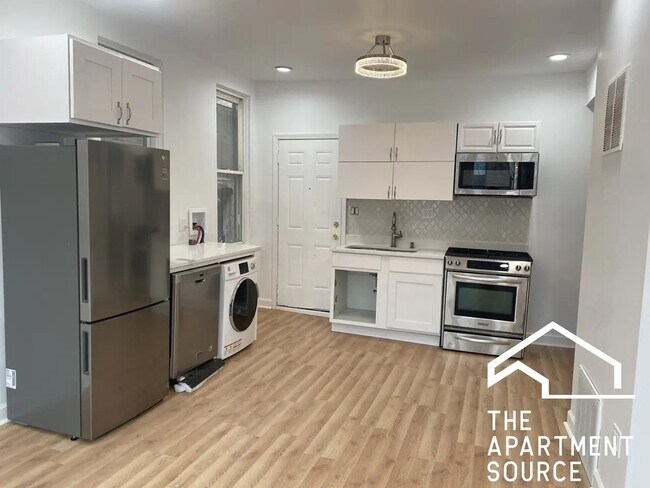 property at 1228 N Cleaver St