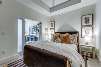 Mirasol Park Lane in Dallas, TX - Foto de edificio - Building Photo