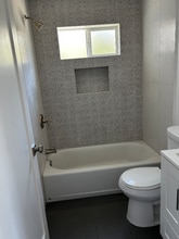 1569 N Raymond Ave in Pasadena, CA - Building Photo - Building Photo