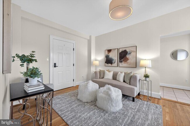 3446 Connecticut Ave NW in Washington, DC - Building Photo - Building Photo