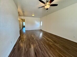 5111 Rose Gdn Lp in Killeen, TX - Building Photo - Building Photo