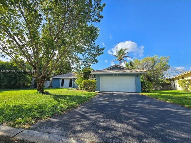 11578 NW 39th Pl in Coral Springs, FL - Building Photo - Building Photo