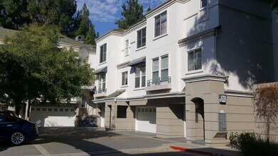 420 Milan Dr in San Jose, CA - Building Photo - Building Photo