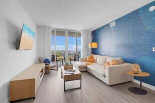 2602 E Hallandale Beach Blvd, Unit SI ID1227421P in Hallandale Beach, FL - Building Photo