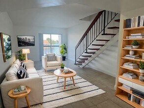 5530 W 26th Ct-Unit -205 in Hialeah, FL - Building Photo - Building Photo