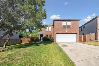 10110 Silver Br in San Antonio, TX - Foto de edificio - Building Photo