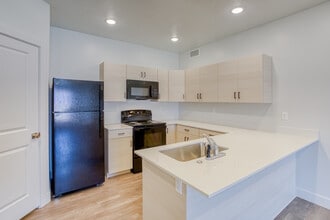 Red Rock at Sienna Hills in Washington, UT - Foto de edificio - Interior Photo