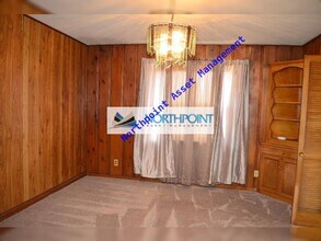3938 Springlake Dr in Oklahoma City, OK - Building Photo - Building Photo