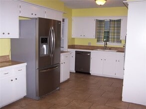 10 Sequoyah Blvd in Shawnee, OK - Building Photo - Building Photo