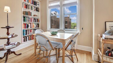 8 Barstow Rd in Great Neck Plaza, NY - Building Photo - Building Photo