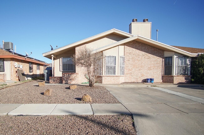 property at 10202 Niagara Falls Pl