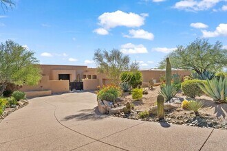 9191 E Happy Hollow Dr in Scottsdale, AZ - Building Photo - Building Photo