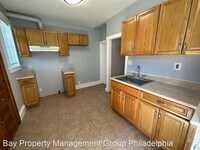 5940 N Lawrence St photo'