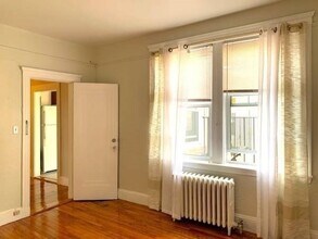 1691 Commonwealth Ave in Boston, MA - Building Photo - Building Photo