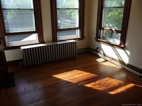 163 Livingston St in New Haven, CT - Building Photo - Building Photo