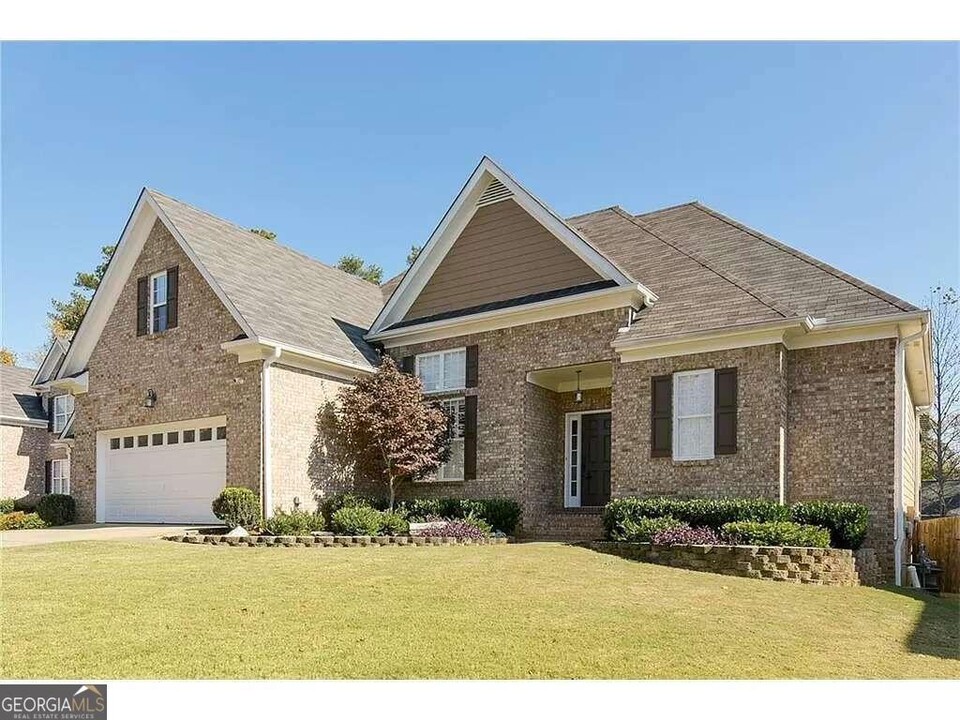 2479 Sandstone Pl NE in Marietta, GA - Building Photo