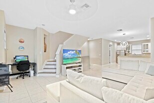 1033 NE 17th Way in Fort Lauderdale, FL - Building Photo