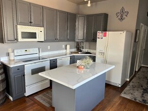 715 Lami St, Unit A in St. Louis, MO - Building Photo - Building Photo